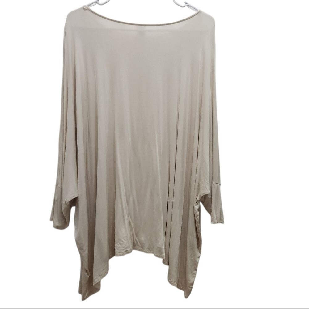WYNNELAYERS Chic Cream Women's Top Assymetrical Hem Dolman Sleeves Size Large - Picture 3 of 5